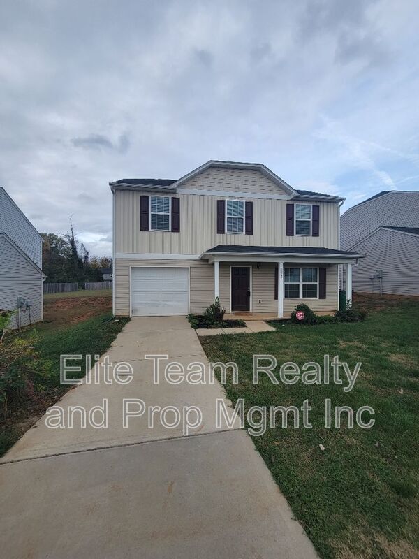 property at 5823 Hewitt Dr