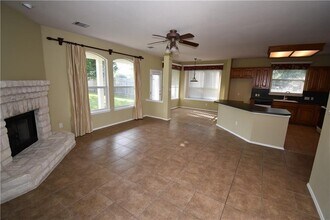 2220 Speidel Dr in Pflugerville, TX - Building Photo - Building Photo