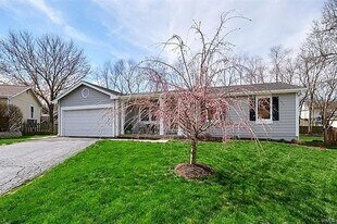 9 Bee Ridge Ct in St. Peters, MO - Building Photo