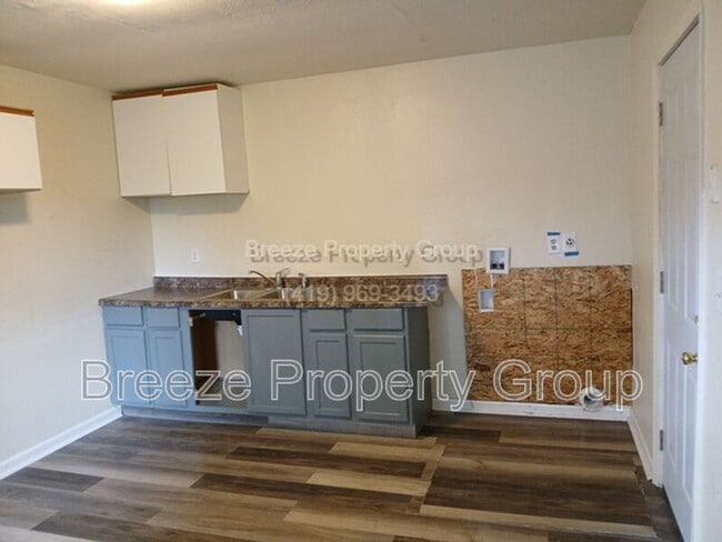 560 Williamsville Ave in Toledo, OH - Building Photo - Building Photo