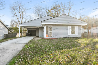 16 St Laurence Dr in Florissant, MO - Building Photo - Building Photo