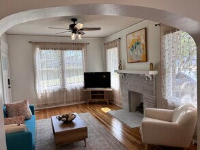 805 N 19th Ave in Pensacola, FL - Building Photo - Building Photo