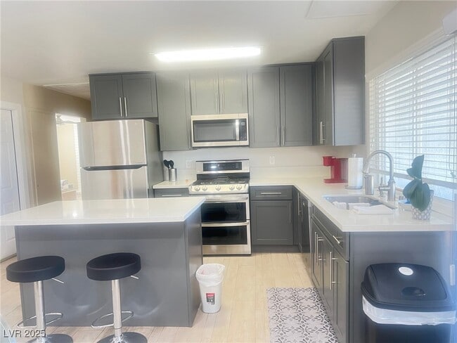 property at 4194 Greenpoint St