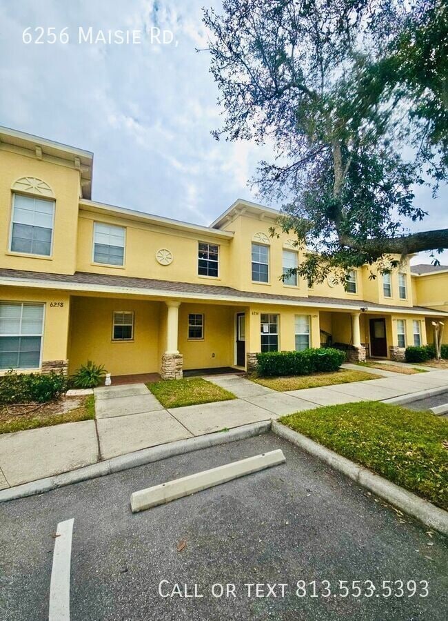 6256 Maisai Rd in Zephyrhills, FL - Building Photo - Building Photo