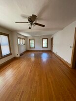 2549 Upham St in Madison, WI - Building Photo