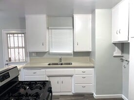 12013-12015.5-120155 Walnut St in Norwalk, CA - Building Photo