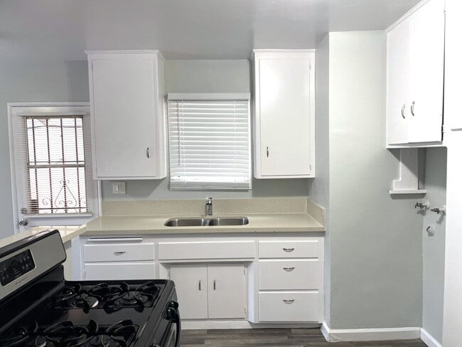 property at 12013-12015.5-120155 Walnut St