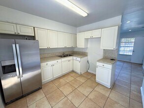 3250 NW 179th St in Miami Gardens, FL - Building Photo - Building Photo