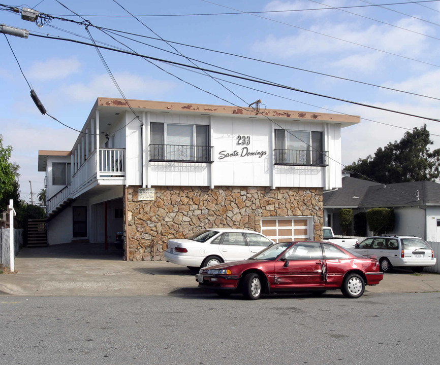 233 Santa Dominga Ave in San Bruno, CA - Building Photo