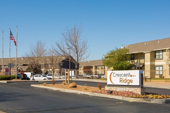 Crescent Ridge in Albuquerque, NM - Building Photo - Building Photo