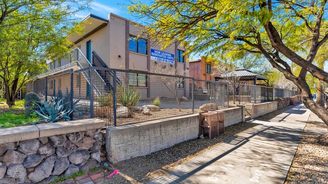 Sonoran On 9th in Tucson, AZ - Building Photo - Building Photo