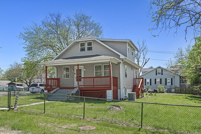 property at 3901 Coolidge Ave