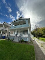 10004 Mt Auburn Ave in Cleveland, OH - Building Photo