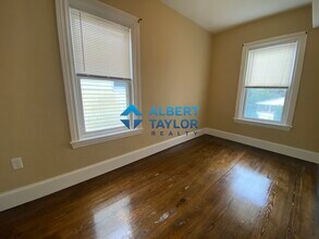 1568 Tremont St, Unit 1 in Boston, MA - Building Photo - Building Photo
