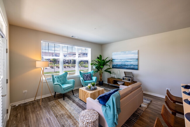 The Bluffs in Romeoville, IL - Building Photo - Building Photo