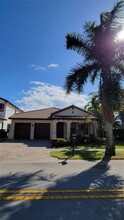 3927 NW 84th Way in Pembroke Pines, FL - Building Photo - Building Photo