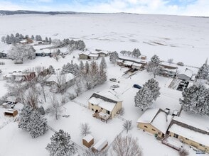 923 Virginia Ln in Rapid City, SD - Building Photo - Building Photo