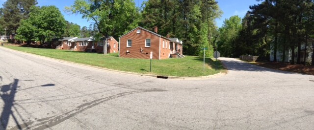 1204 Parham St in Henderson, NC - Foto de edificio - Building Photo