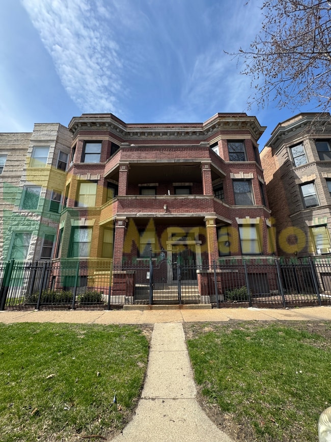 property at 6106 S Ingleside Ave