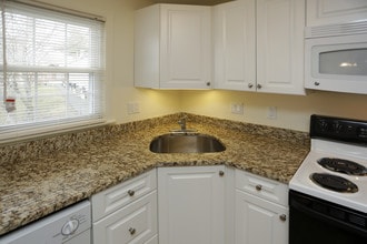 Terrace Estates Apartments in Peabody, MA - Building Photo - Building Photo