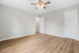 407 Lovera Blvd in San Antonio, TX - Building Photo - Building Photo