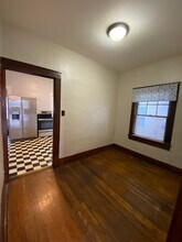 611 E 11th Ave in Bowling Green, KY - Building Photo - Building Photo