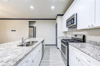 8103 Glass St in Houston, TX - Building Photo - Building Photo