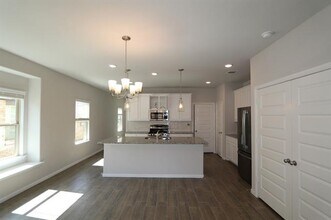14057 Earlham St in Pilot Point, TX - Building Photo - Building Photo