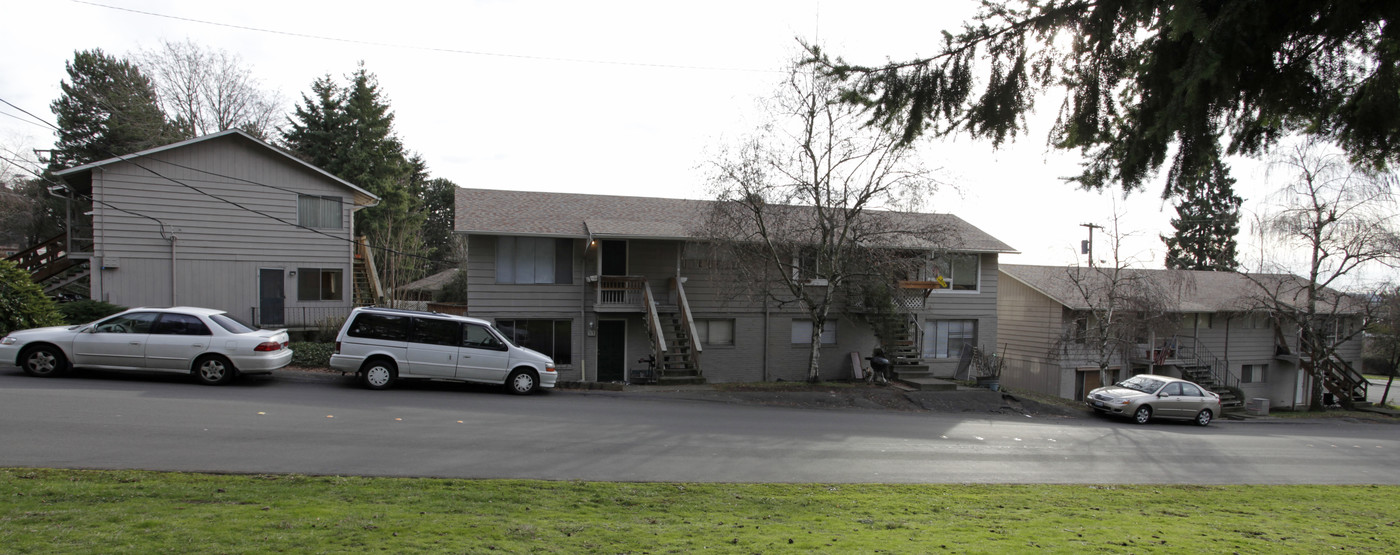 Historical East Reserve in Vancouver, WA - Building Photo