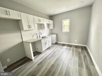 3087 Tulip St photo'