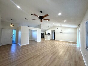 9150 Palm Tree Dr in Windermere, FL - Building Photo - Building Photo