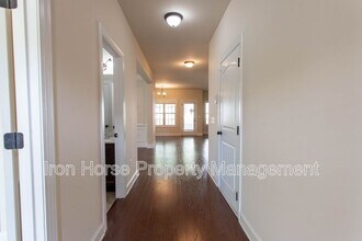 232 Towns Walk Dr in Athens, GA - Building Photo - Building Photo