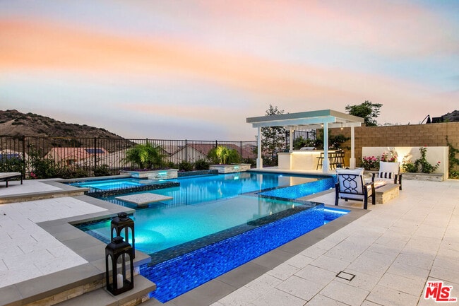 24407 Clear Creek Pl in Los Angeles, CA - Building Photo - Building Photo