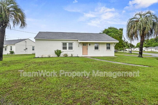3042 Terry Dr in N. Charleston, SC - Building Photo - Building Photo