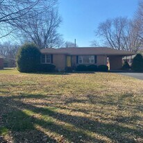 3429 Leland Cir in Hopkinsville, KY - Building Photo