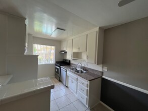 5430 Corteen Pl in Los Angeles, CA - Building Photo - Building Photo