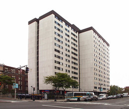 Symphony Plaza East in Boston, MA - Foto de edificio - Building Photo