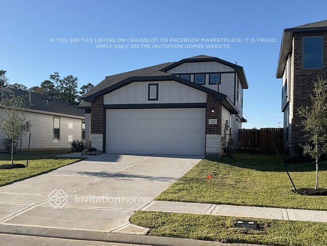 10715 Sunlit St in Cut And Shoot, TX - Foto de edificio - Building Photo