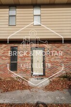 4003 Valley View Dr NE in Knoxville, TN - Building Photo - Building Photo