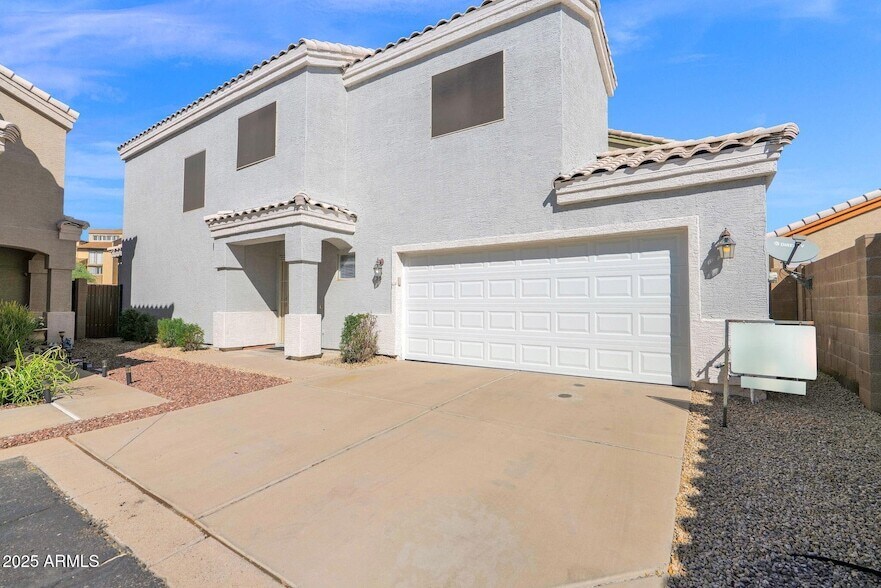1750 W Union Hills Dr in Phoenix, AZ - Building Photo