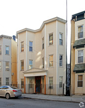 73 Jackson St in Yonkers, NY - Building Photo - Building Photo