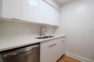 3331 N Westmoreland Dr in Orlando, FL - Building Photo - Building Photo
