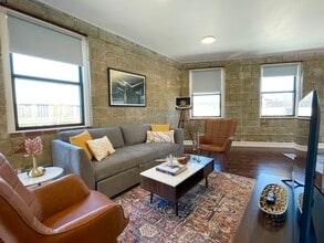 1211 W 27th St in Kansas City, MO - Foto de edificio - Building Photo