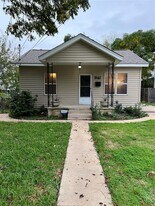 941 E 52nd St in Austin, TX - Building Photo