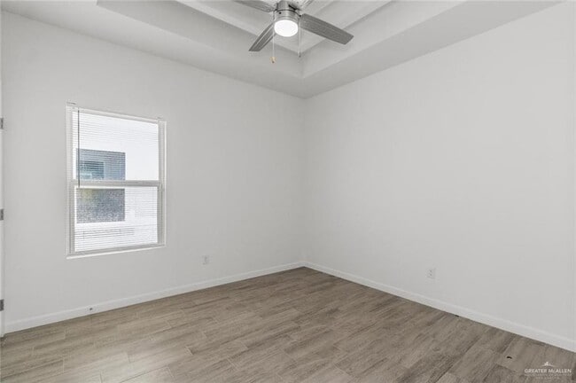 304 W Campeche Ave, Unit 3 in Alton, TX - Building Photo - Building Photo