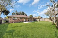 4511 Italy Ln in Pasadena, TX - Building Photo - Building Photo