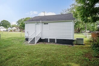 315 Cates Ave in Burlington, NC - Building Photo - Building Photo