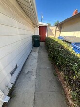 3709 Whitney Ave in Sacramento, CA - Building Photo - Building Photo