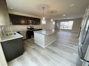 915 Blue Crane Run in Verona, WI - Building Photo - Building Photo