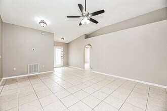 12607 Reeding Ridge Dr N in Jacksonville, FL - Foto de edificio - Building Photo
